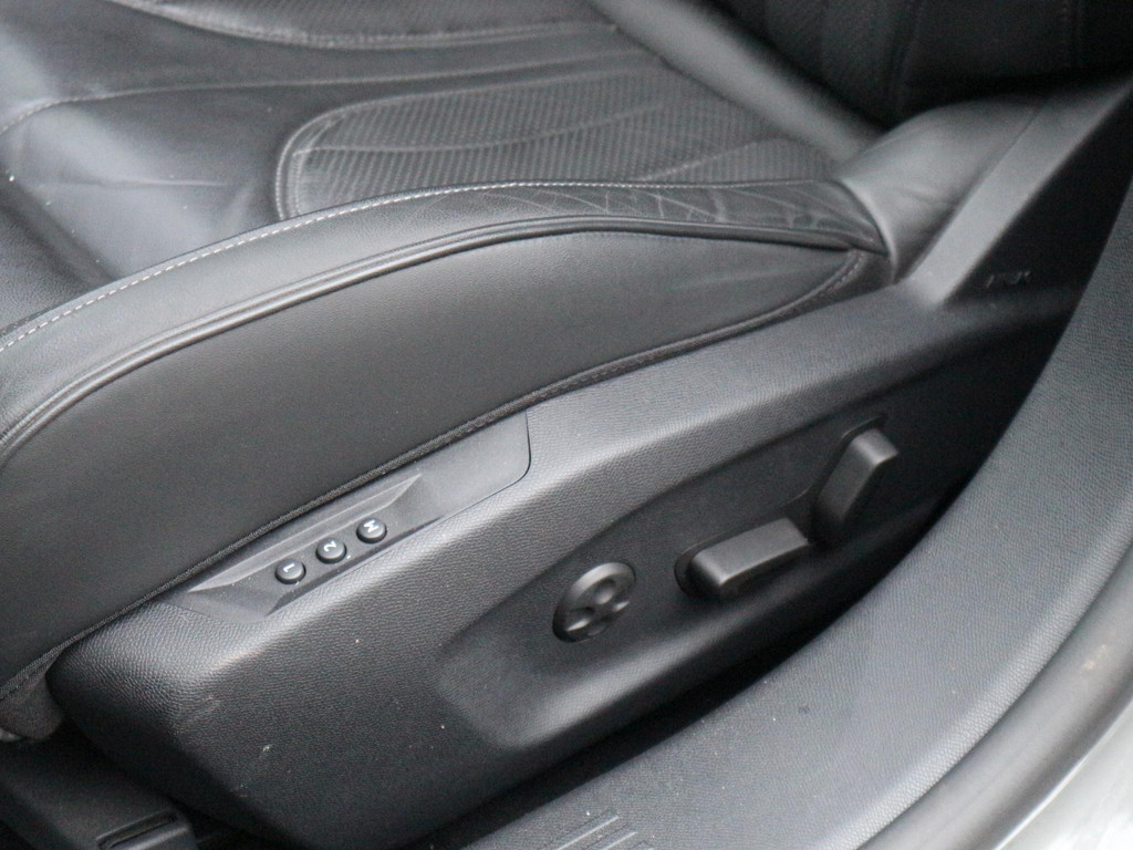 DS DS 4 (JLN53N) met abonnement