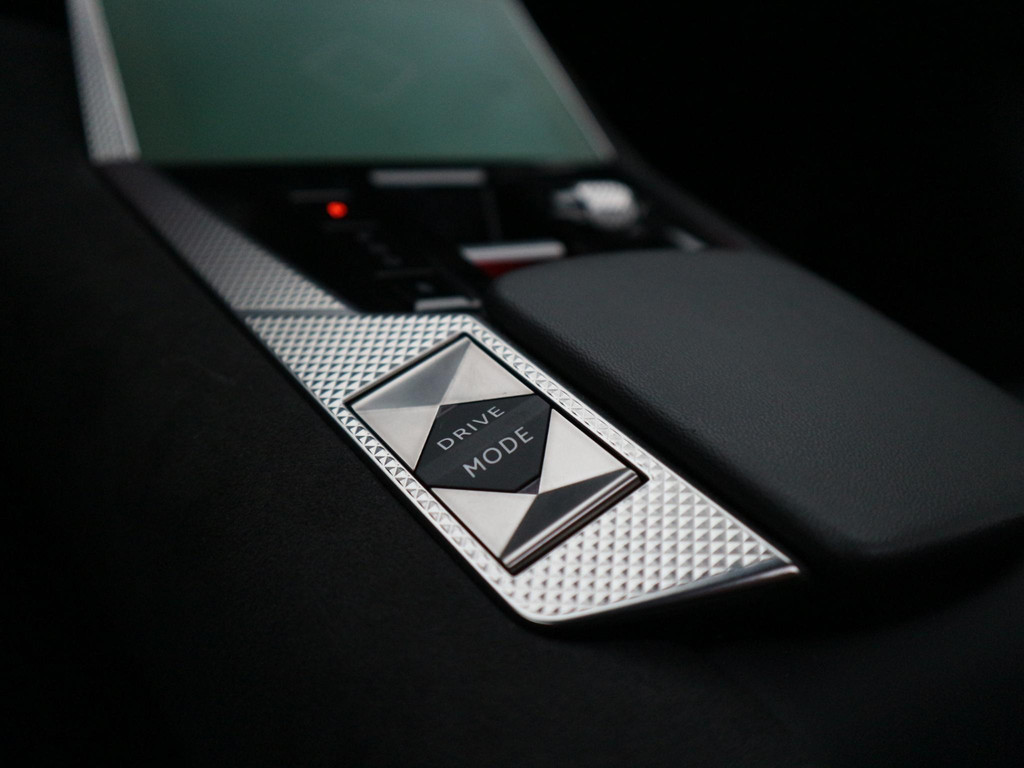 DS DS 4 (JLN53N) met abonnement