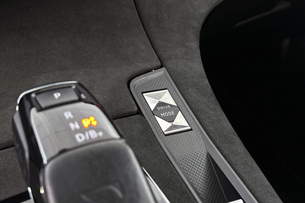 DS 7 Crossback (JLN55N) met abonnement