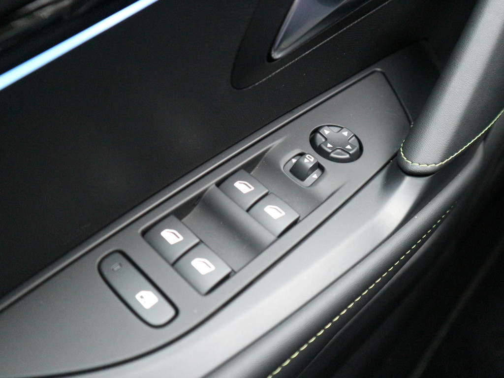 Peugeot 208 (JLN76P) met abonnement