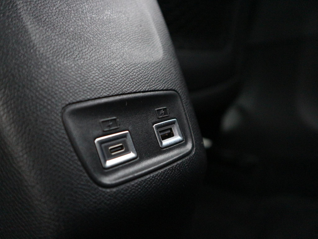 Peugeot 208 (JLN76P) met abonnement