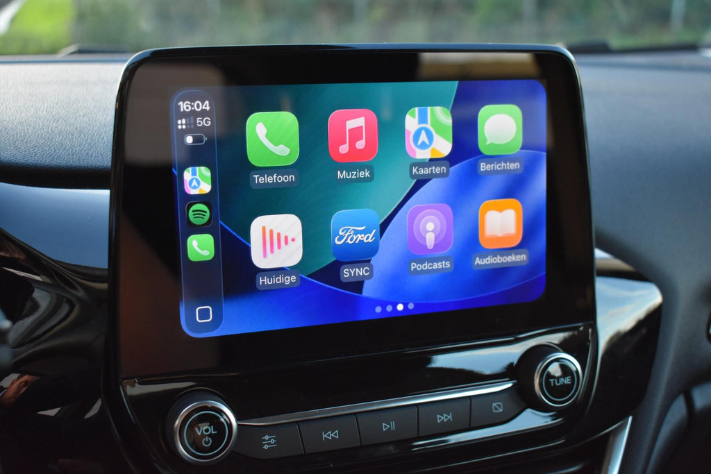 Ford Fiesta (R972ZR) met abonnement