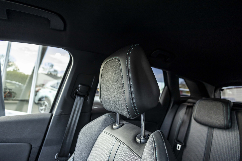 Peugeot 3008 (S986TV) met abonnement