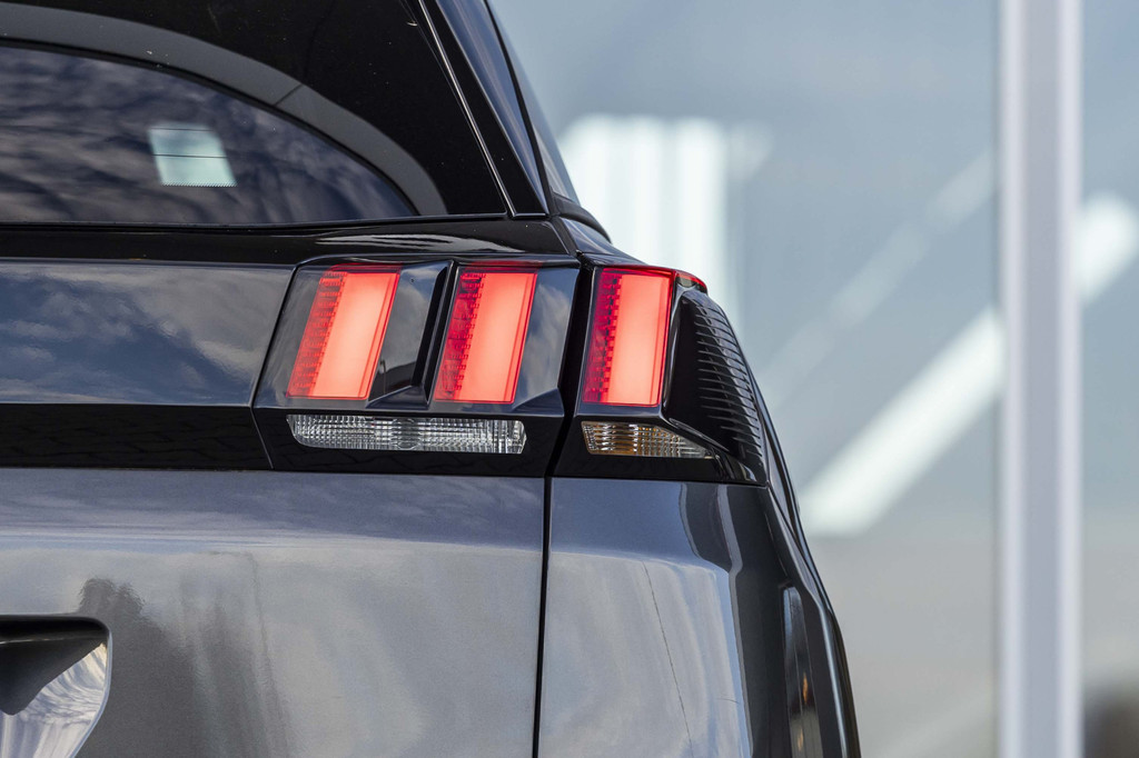 Peugeot 3008 (S986TV) met abonnement