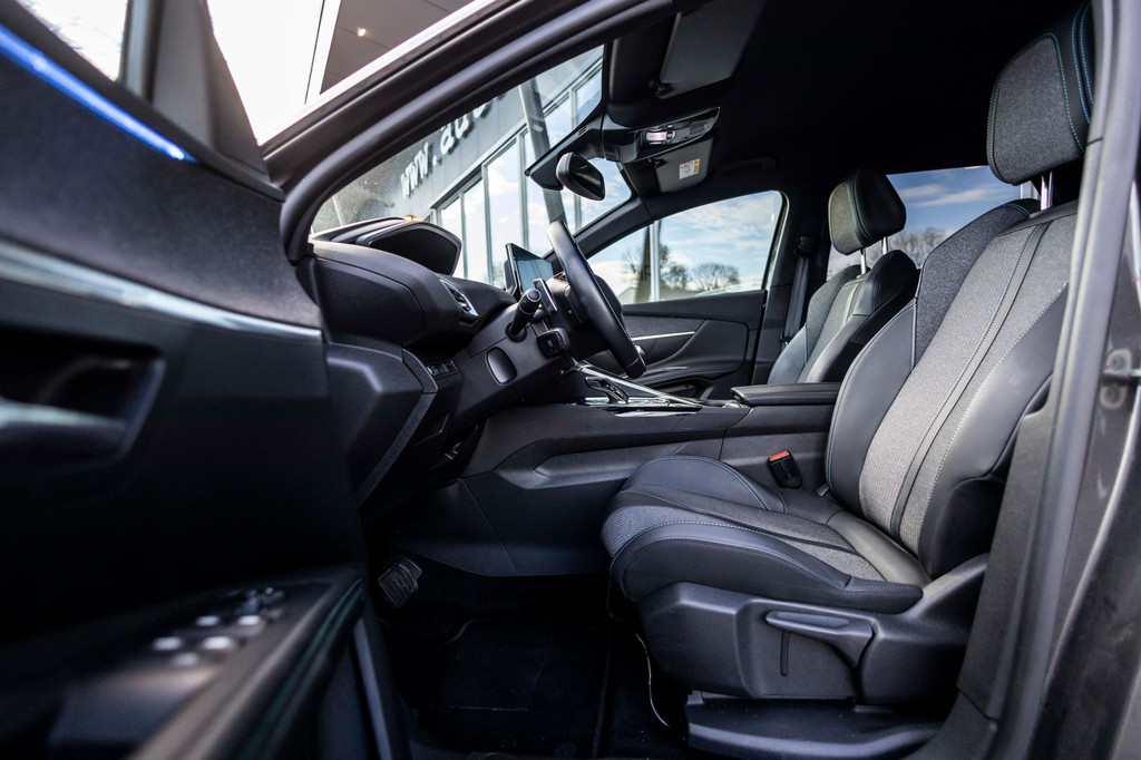 Peugeot 3008 (S986TV) met abonnement