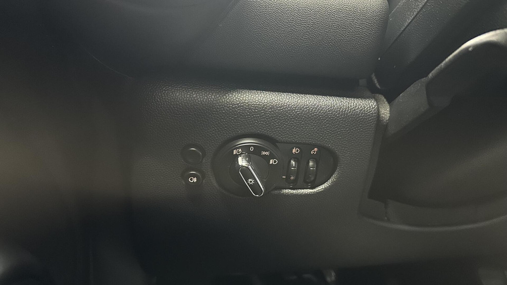 MINI Cooper (J639LG) met abonnement