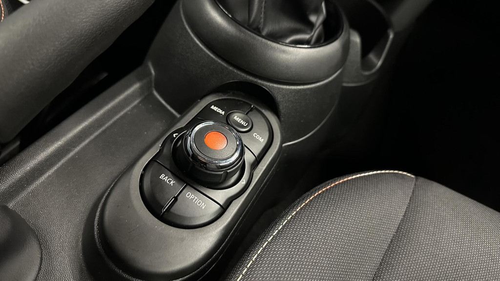 MINI Cooper (J639LG) met abonnement