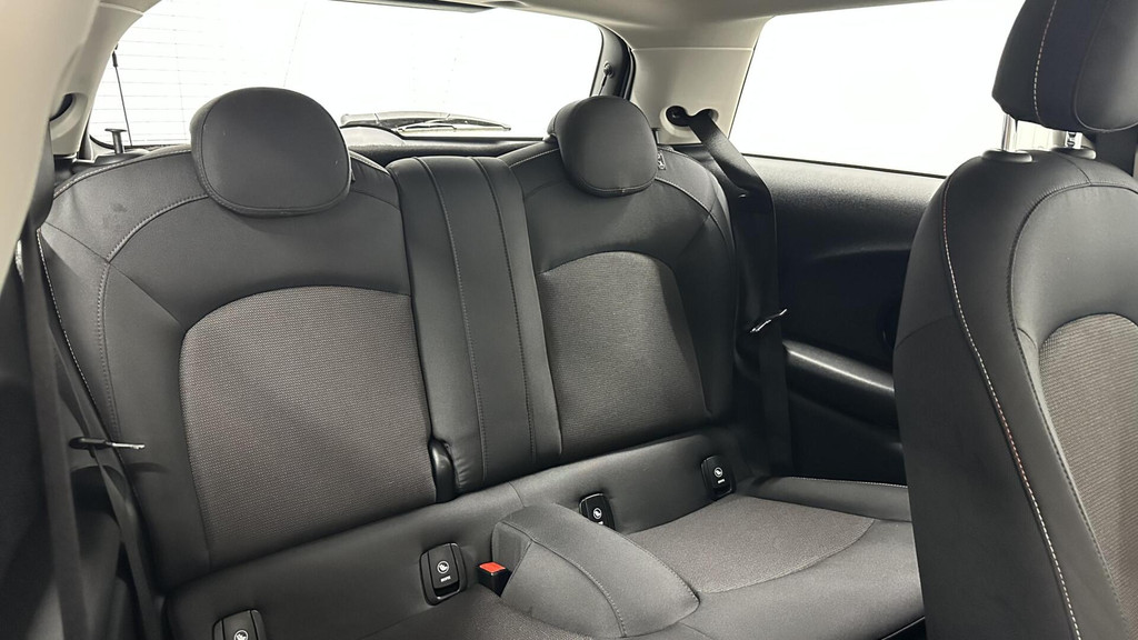 MINI Cooper (J639LG) met abonnement