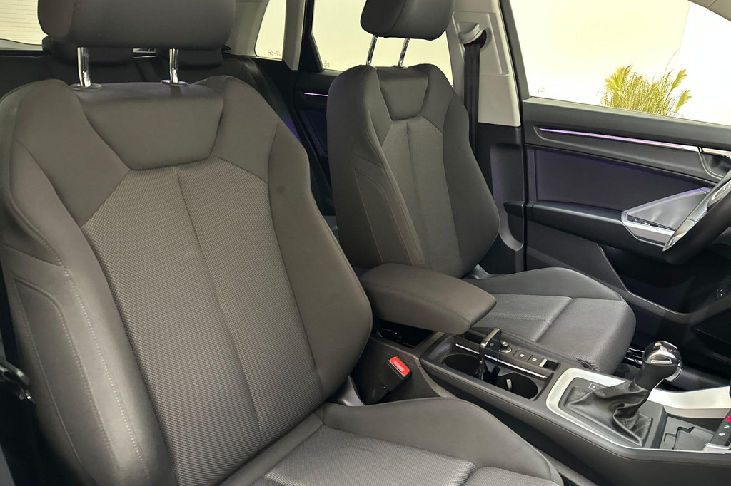 Audi Q3 (JKN06D) met abonnement