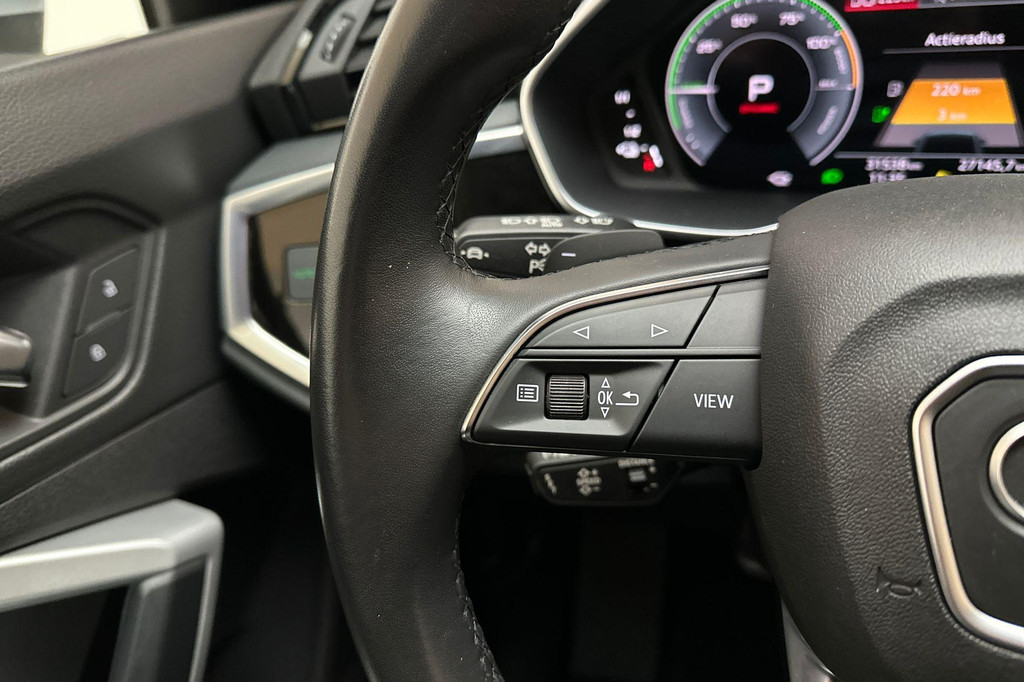 Audi Q3 (JKN06D) met abonnement