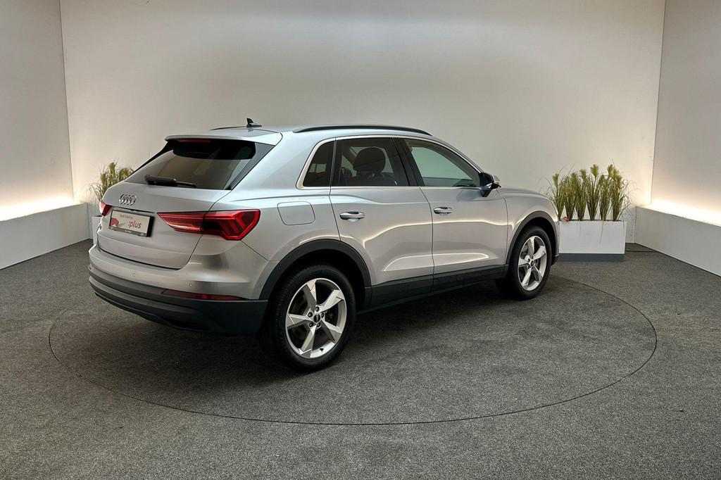 Audi Q3 (JKN06D) met abonnement