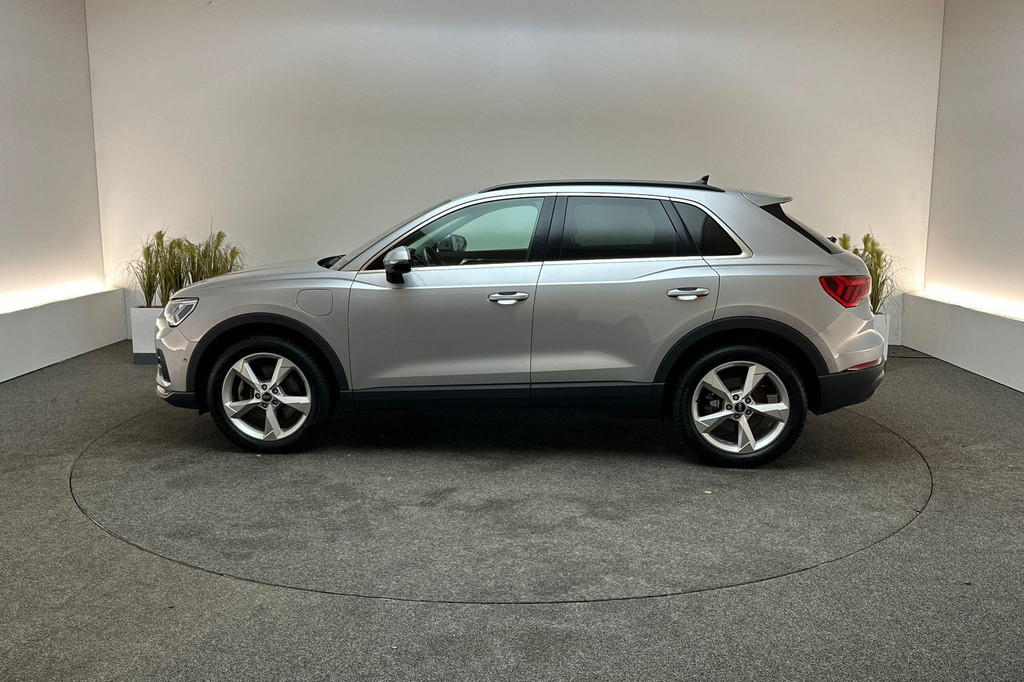 Audi Q3 (JKN06D) met abonnement