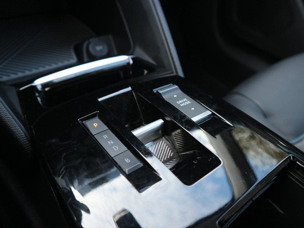 Citroën Ë-C4 (T971SH) met abonnement