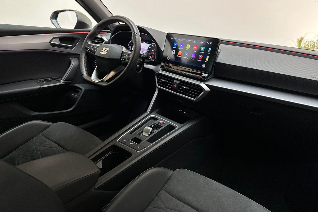 Seat Leon Sportstourer (JLG45J) met abonnement