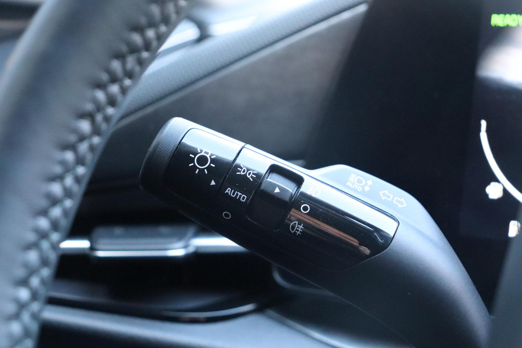 Kia Niro (JLX36D) met abonnement