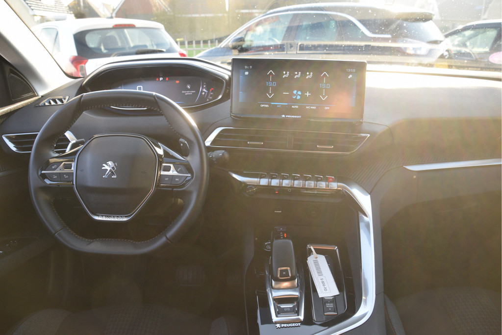 Peugeot 5008 (S806FD) met abonnement