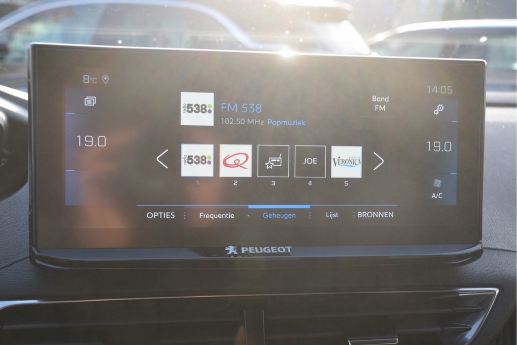 Peugeot 5008 (S806FD) met abonnement