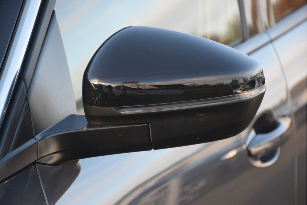 Peugeot 5008 (S806FD) met abonnement