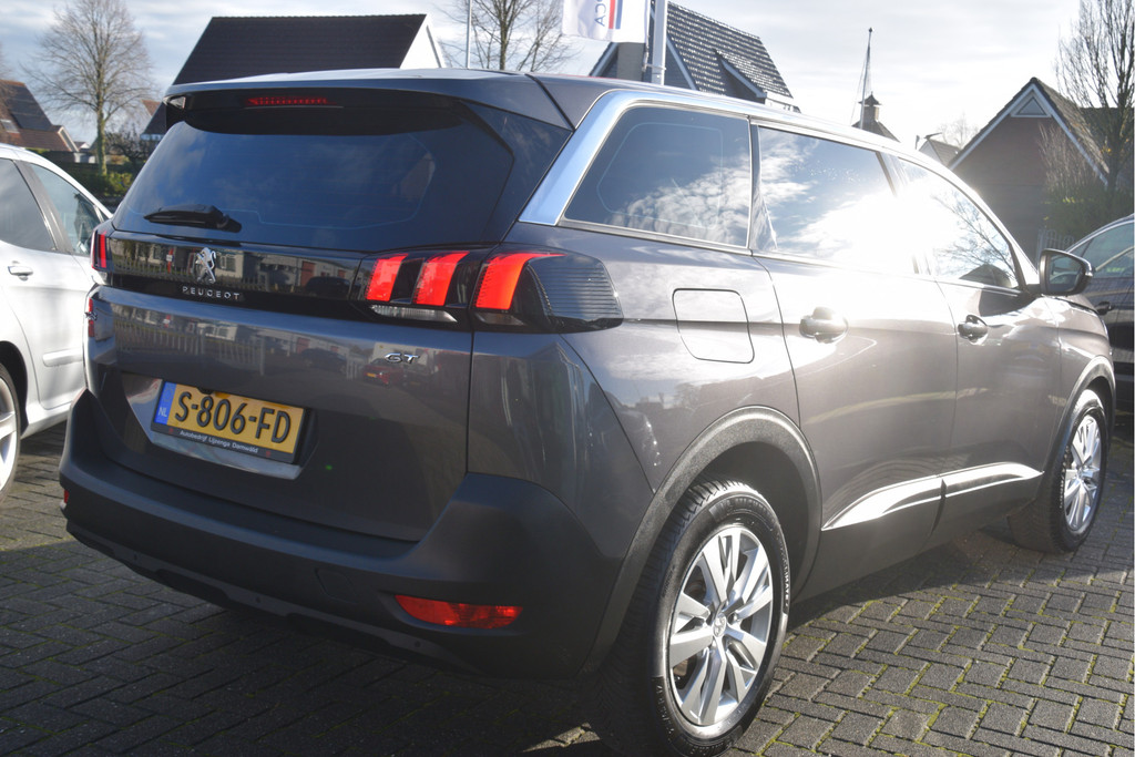 Peugeot 5008 (S806FD) met abonnement