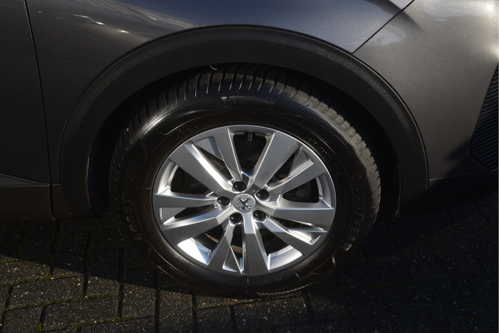 Peugeot 5008 (S806FD) met abonnement