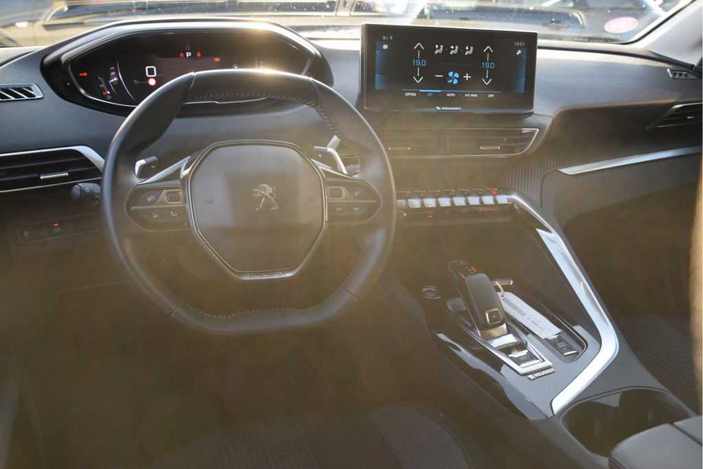 Peugeot 5008 (S806FD) met abonnement