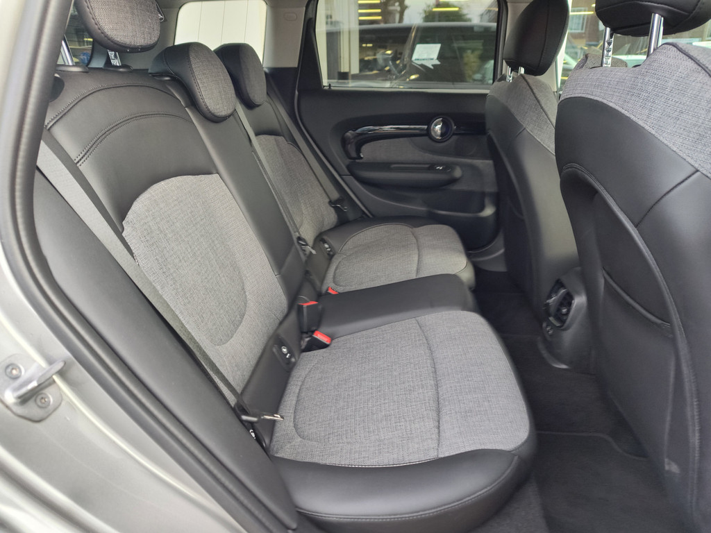 MINI Clubman (JLV29R) met abonnement