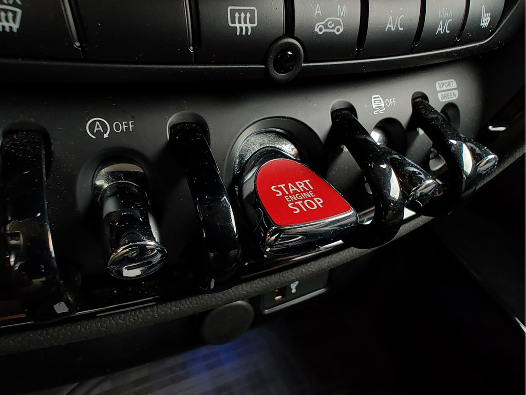 MINI Clubman (JLV29R) met abonnement