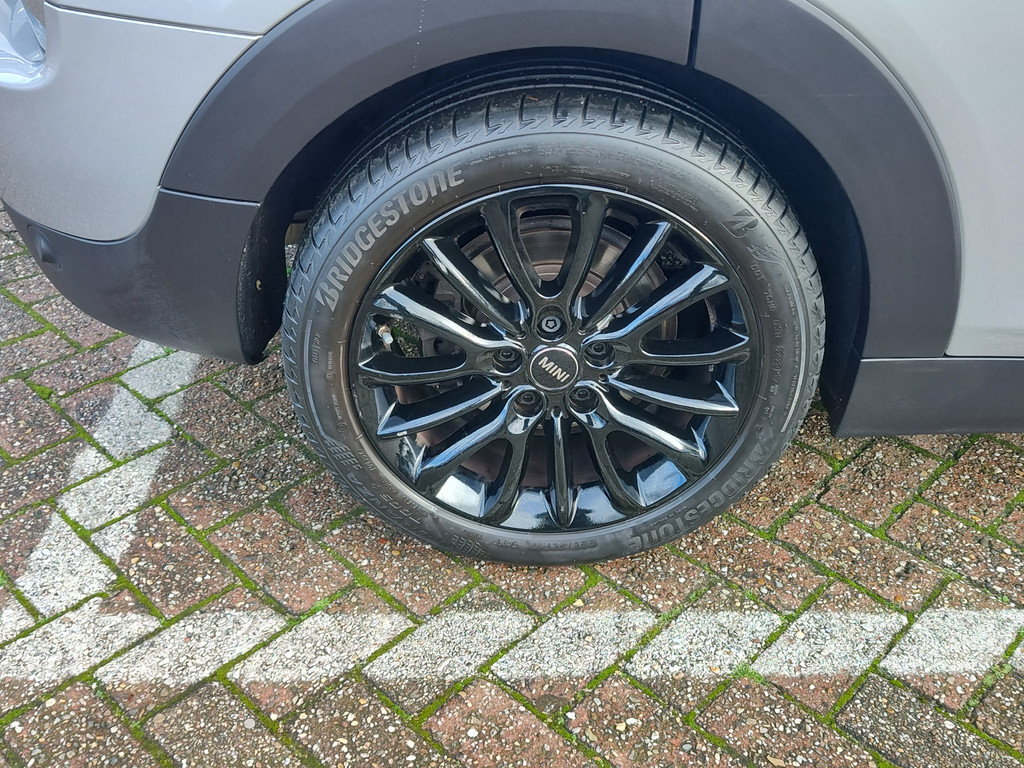 MINI Clubman (JLV29R) met abonnement