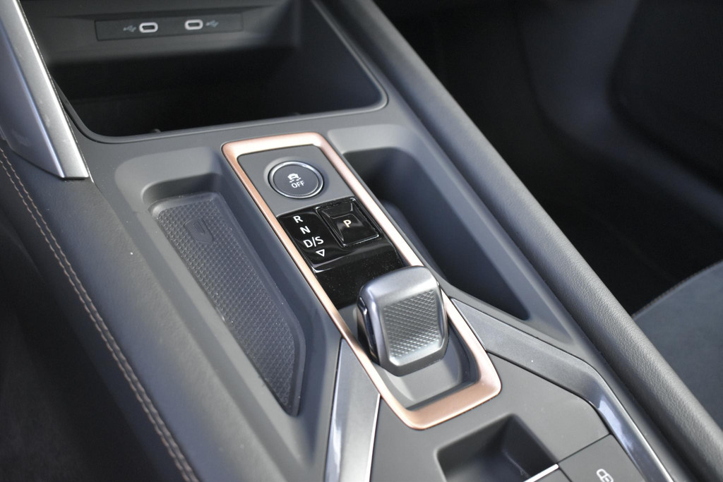 CUPRA Leon (JLX33D) met abonnement