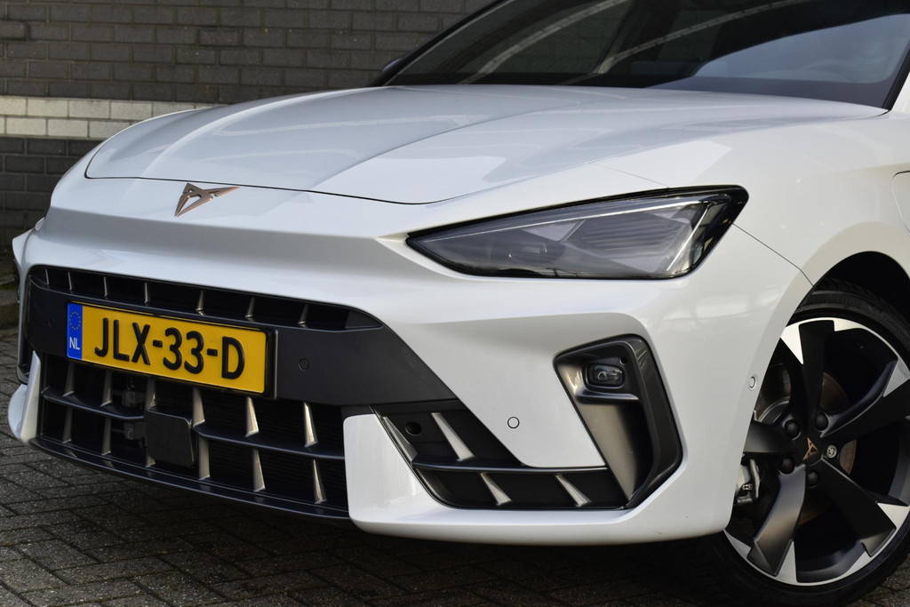 CUPRA Leon (JLX33D) met abonnement