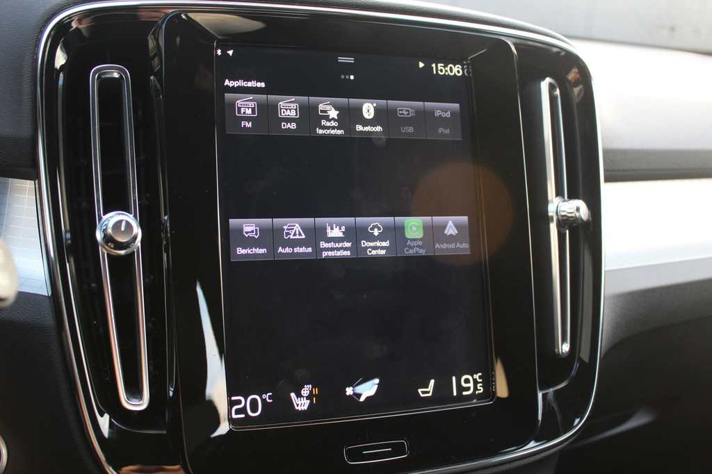 Volvo XC40 (J017TX) met abonnement