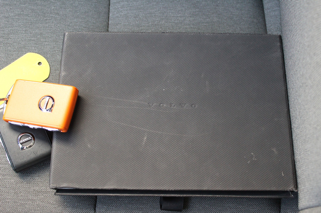 Volvo XC40 (J017TX) met abonnement