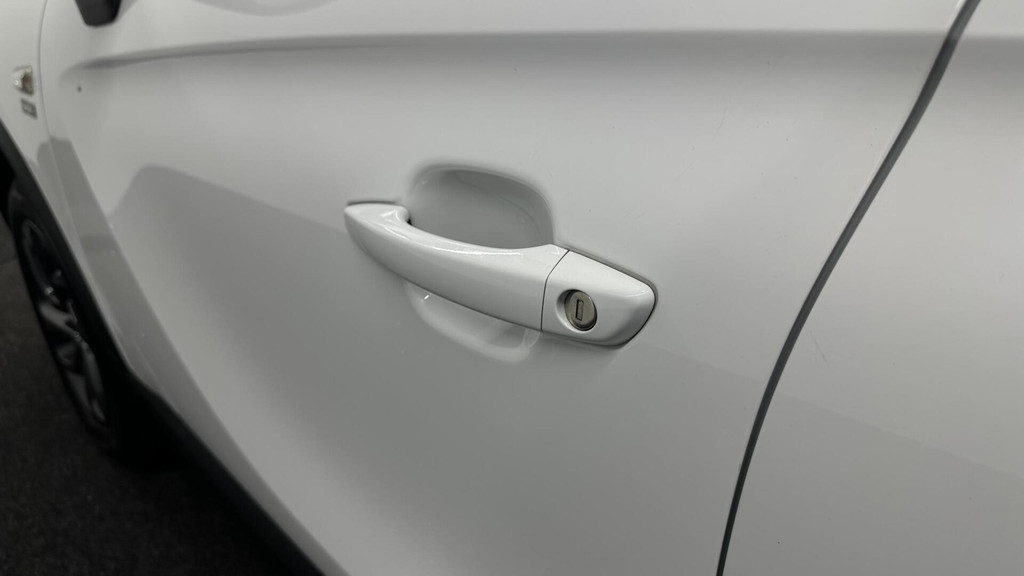 Opel Crossland X (J925XF) met abonnement