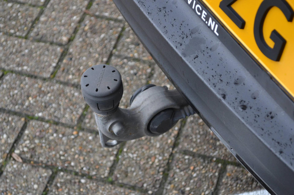 Volvo XC40 (J117ZG) met abonnement