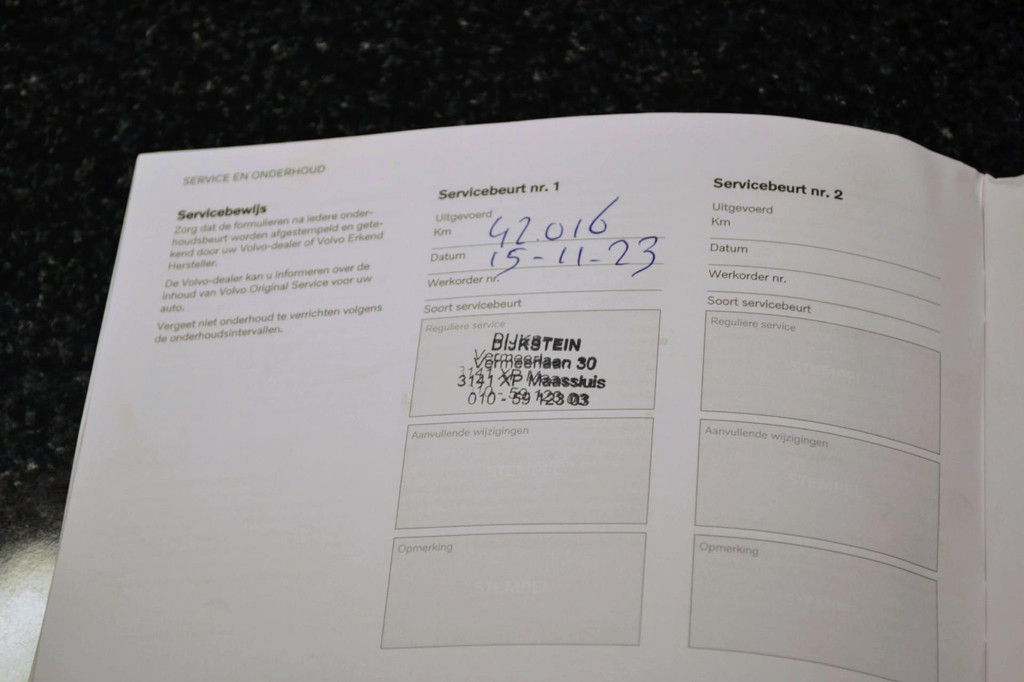 Volvo XC40 (J117ZG) met abonnement