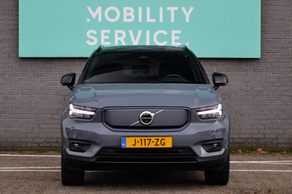 Volvo XC40 (J117ZG) met abonnement