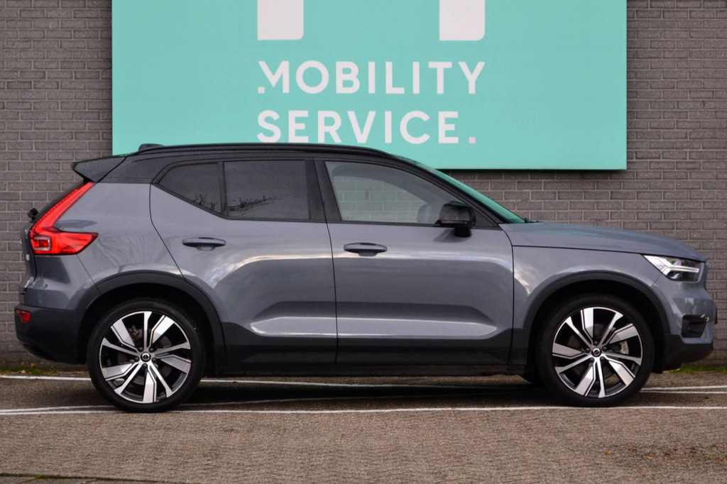 Volvo XC40 (J117ZG) met abonnement