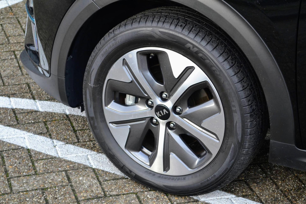 Kia e-Niro (J741HL) met abonnement