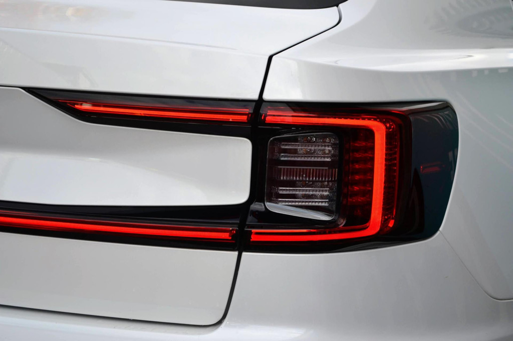 Polestar 2 (J915RS) met abonnement