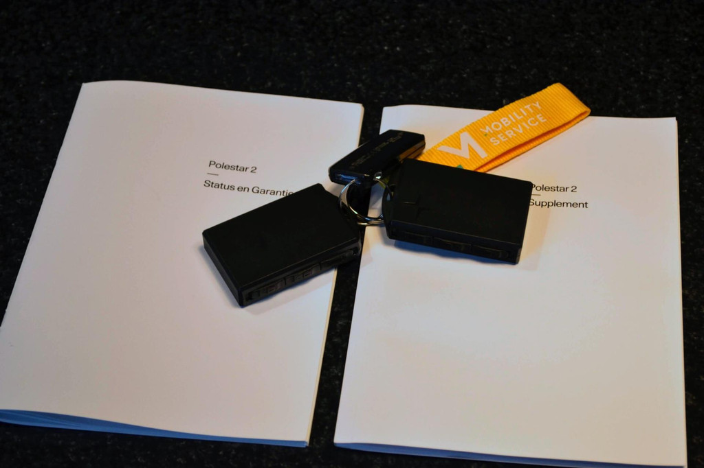 Polestar 2 (J915RS) met abonnement