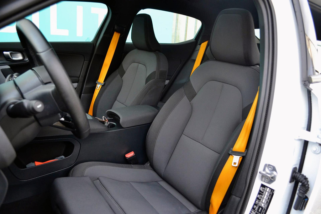 Polestar 2 (J915RS) met abonnement