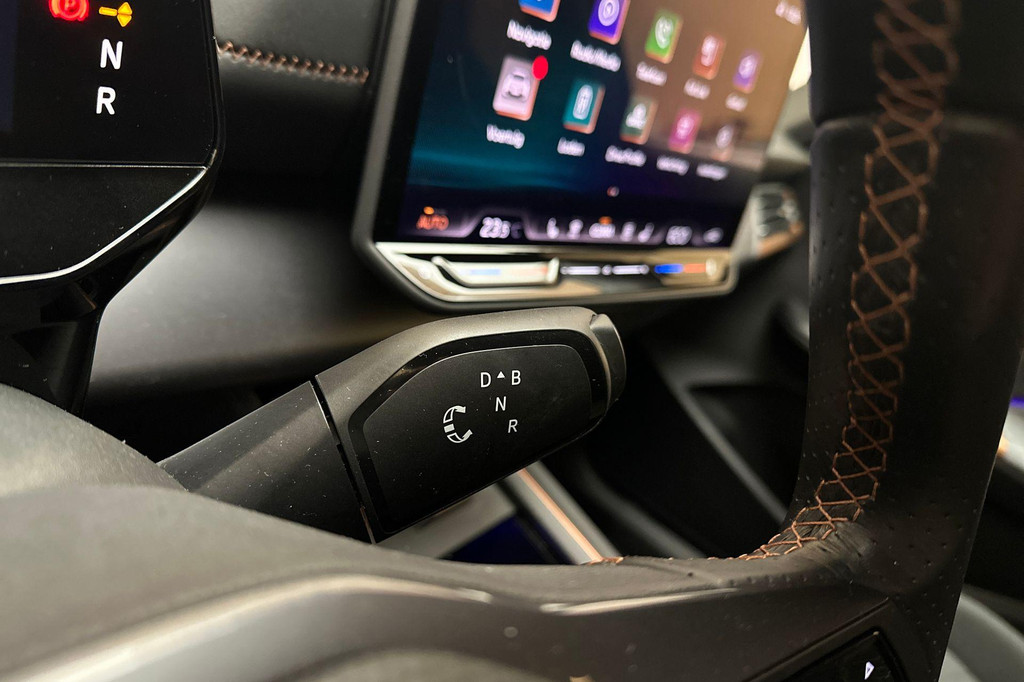 CUPRA Born (GNH62L) met abonnement