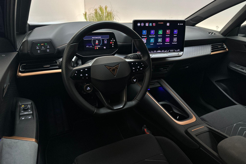 CUPRA Born (GNH62L) met abonnement