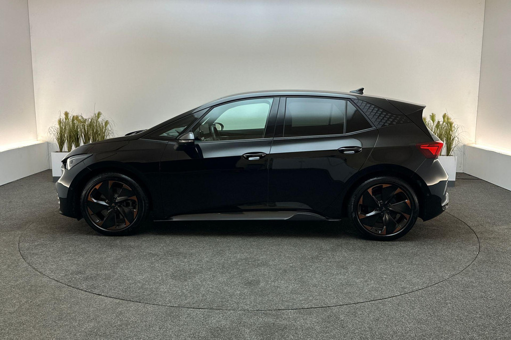 CUPRA Born (GNH62L) met abonnement