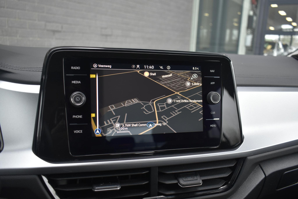 Volkswagen T-Roc (T976TH) met abonnement