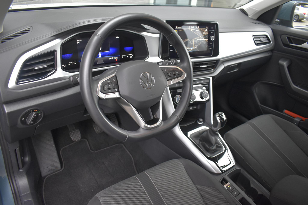 Volkswagen T-Roc (T976TH) met abonnement
