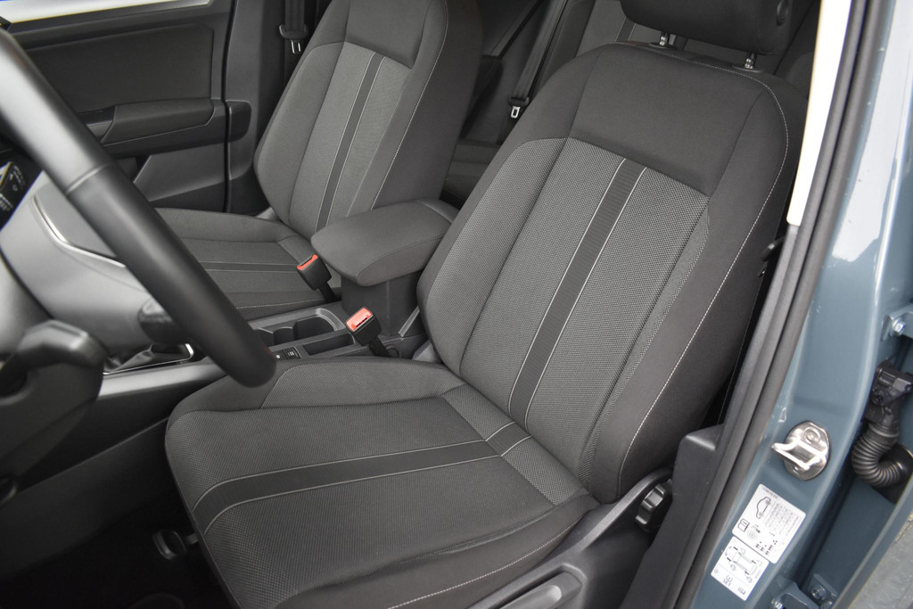 Volkswagen T-Roc (T976TH) met abonnement