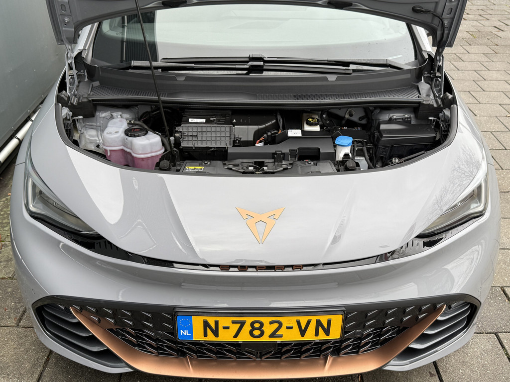 CUPRA Born (N782VN) met abonnement