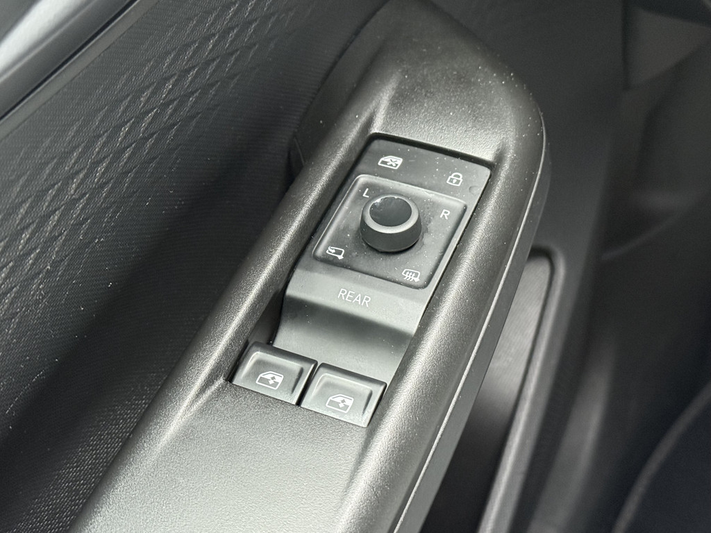 CUPRA Born (N782VN) met abonnement