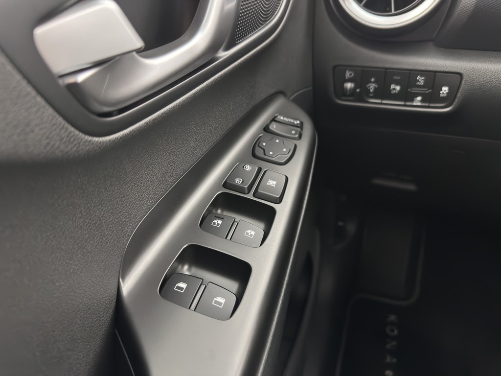 Hyundai Kona (R826TD) met abonnement